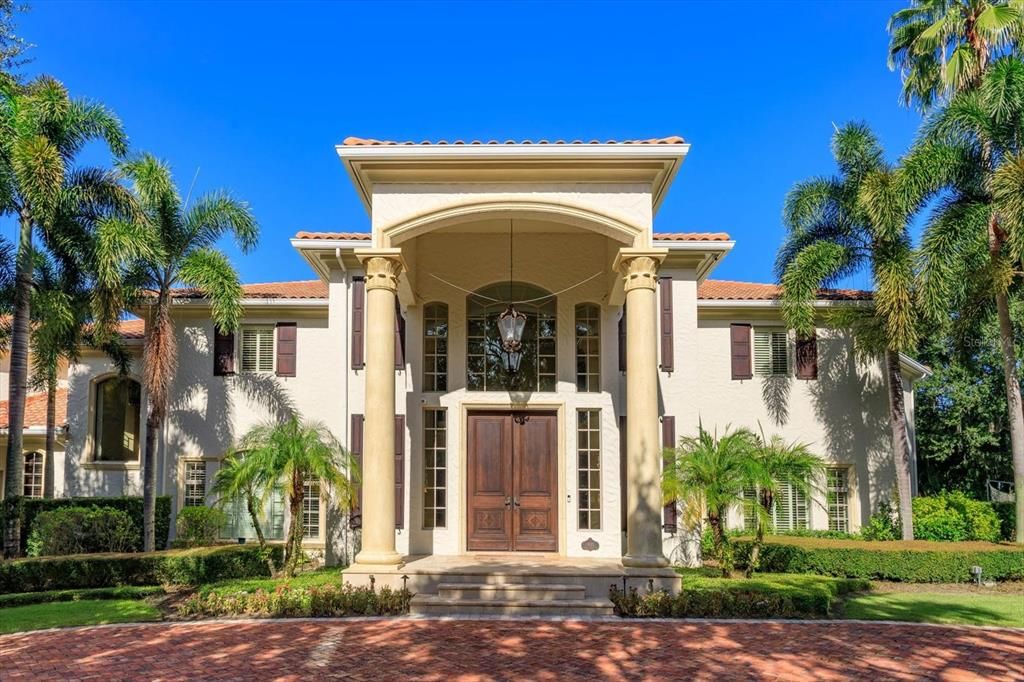 Exterior, Facade, Mediterranean