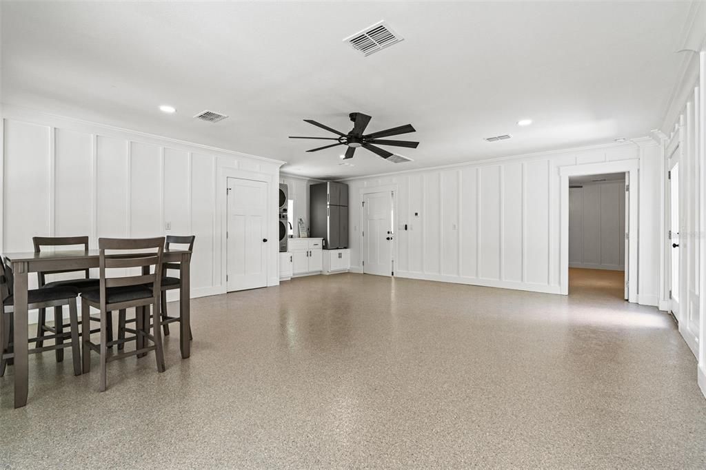 Dining room, Empty room, Interior, Recessed Lighting