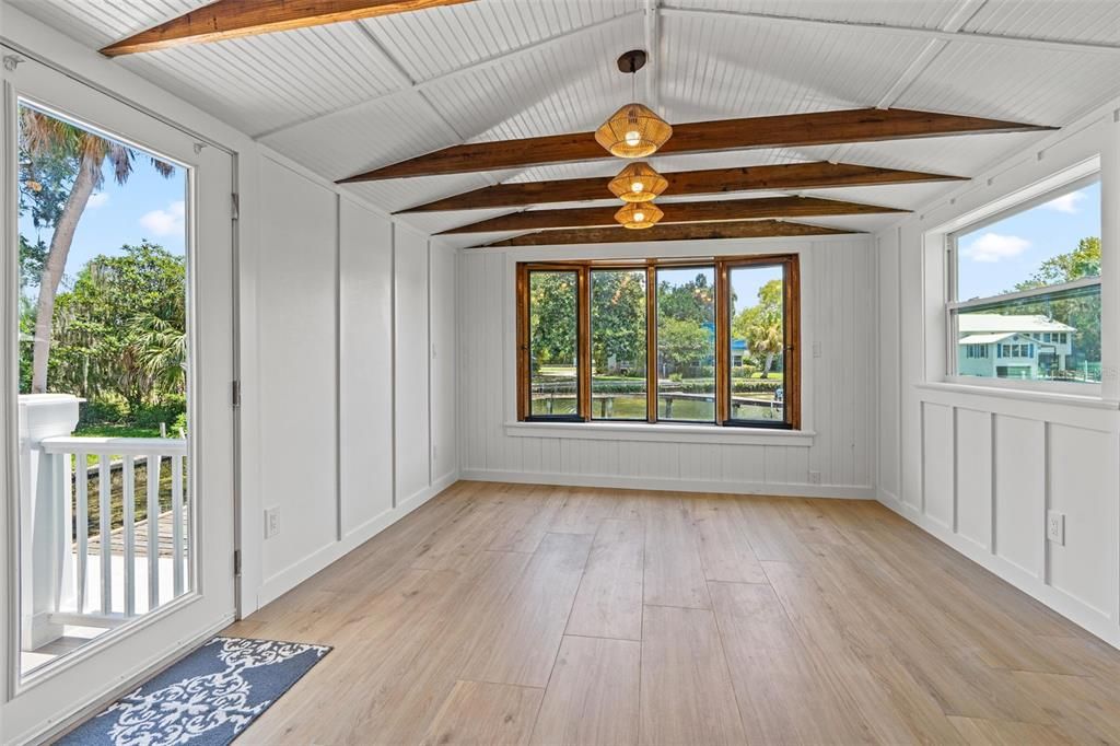 Empty room, Interior, Pendant Lights, Wooden Beams, Wood Texture Flooring
