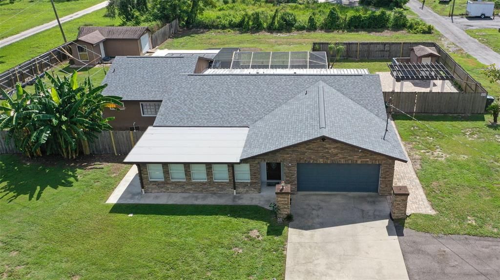 Exterior, Drone