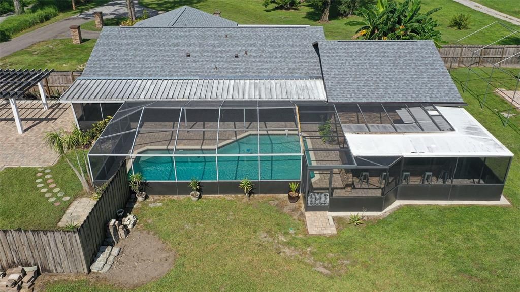 Exterior, Drone