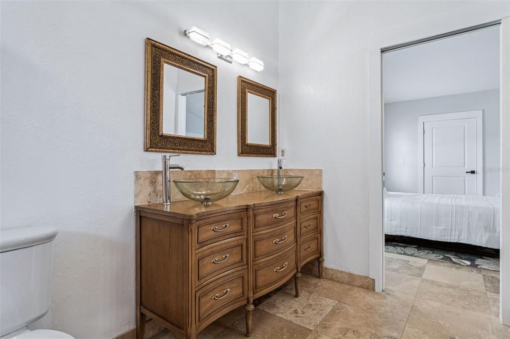 Bathroom, Bedroom, Dual Sink Vanities, Interior