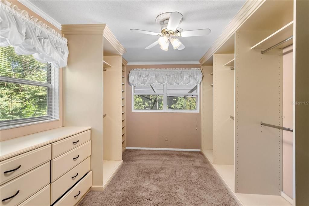 Interior, Walk-in Closets