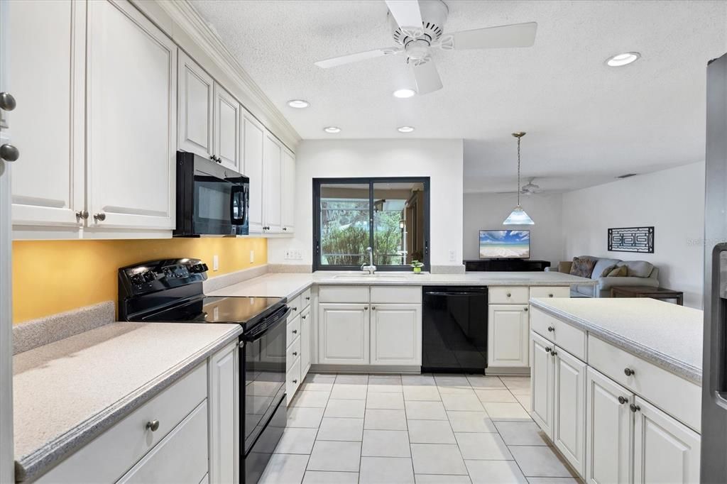 Interior, Kitchen, Pendant Lights, Recessed Lighting
