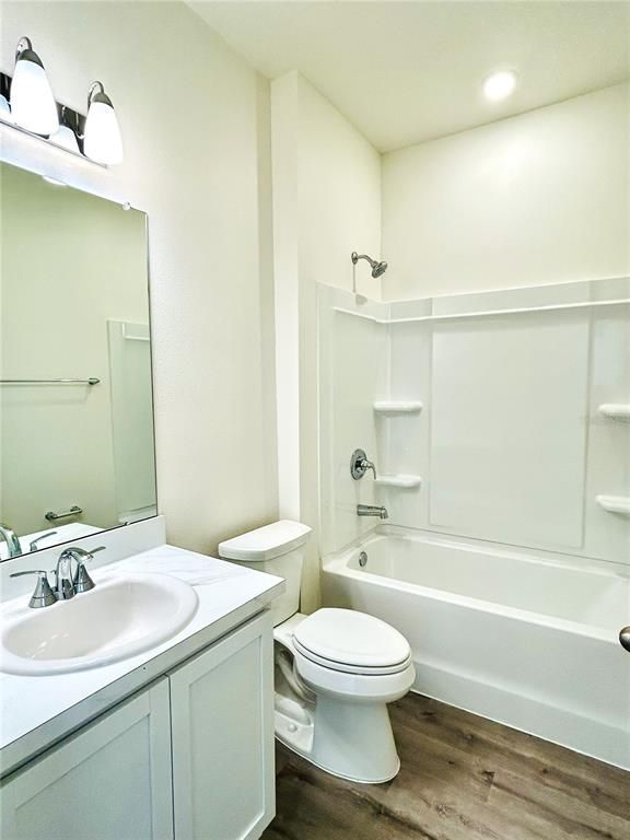 Bathroom, Interior, Recessed Lighting, Wood Texture Flooring