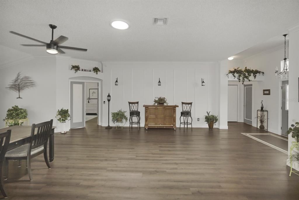 Dining room, Interior, Pendant Lights, Recessed Lighting, Wood Texture Flooring