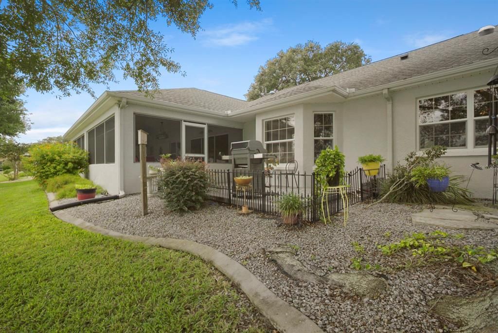 Backyard, Exterior