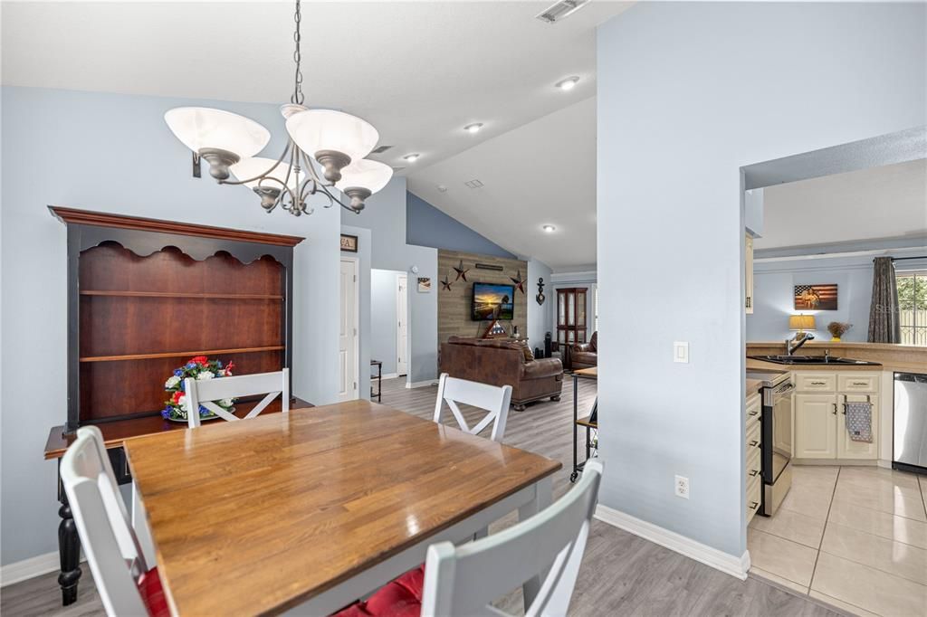 Chandelier, Dining room, Interior, Kitchen, Recessed Lighting, Wood Texture Flooring