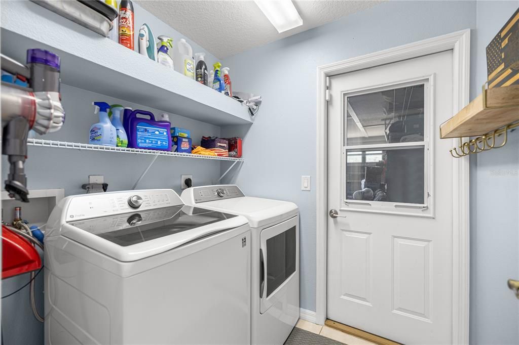 Interior, Washer