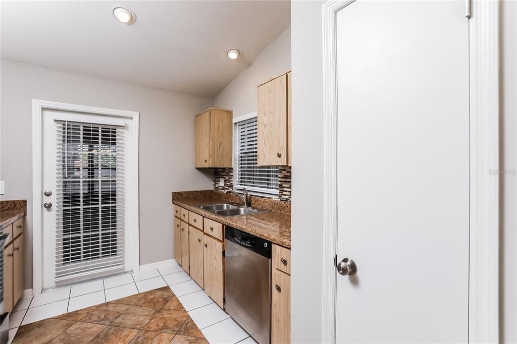 Interior, Kitchen, Recessed Lighting