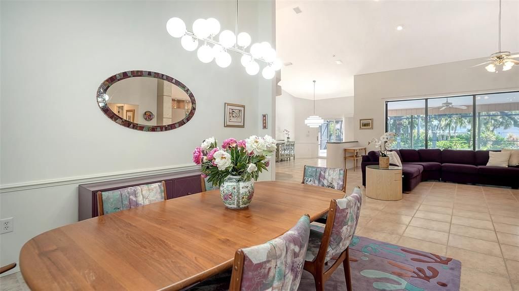 Dining room, Interior, Living room, Pendant Lights, Recessed Lighting