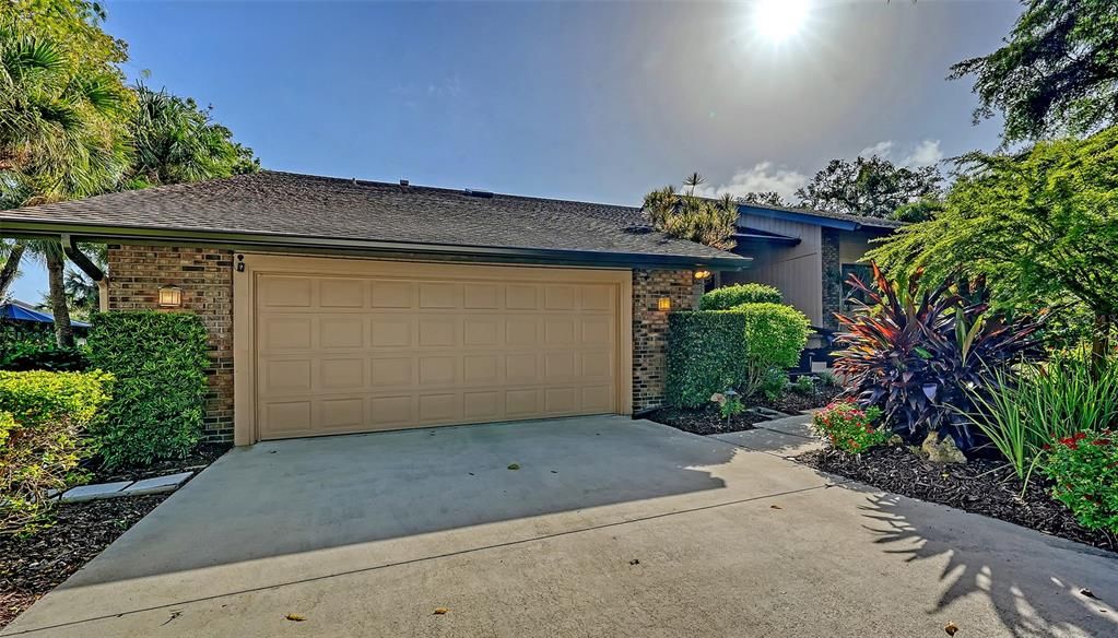 Detached Garage, Exterior