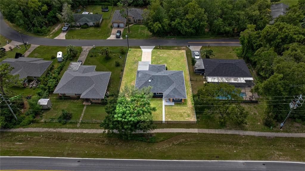 Exterior, Drone