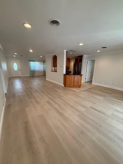 Empty room, Interior, Recessed Lighting, Wood Texture Flooring