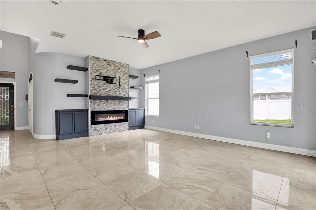 Empty room, Fireplace, Interior