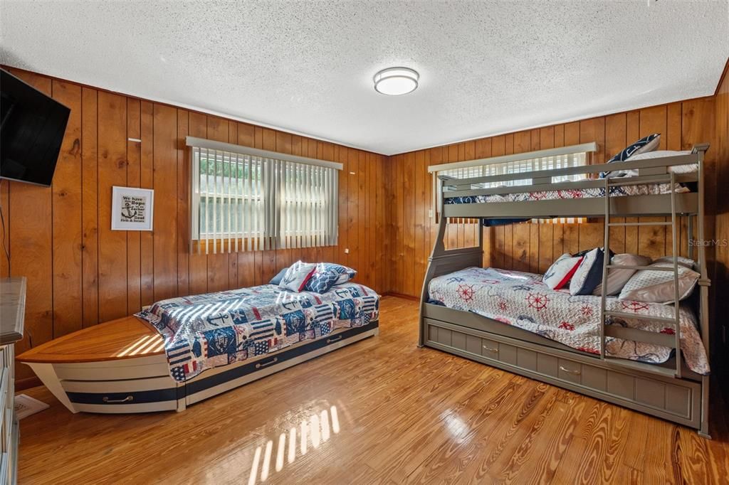Bedroom, Interior, Wood Texture Flooring, Wooden Walls