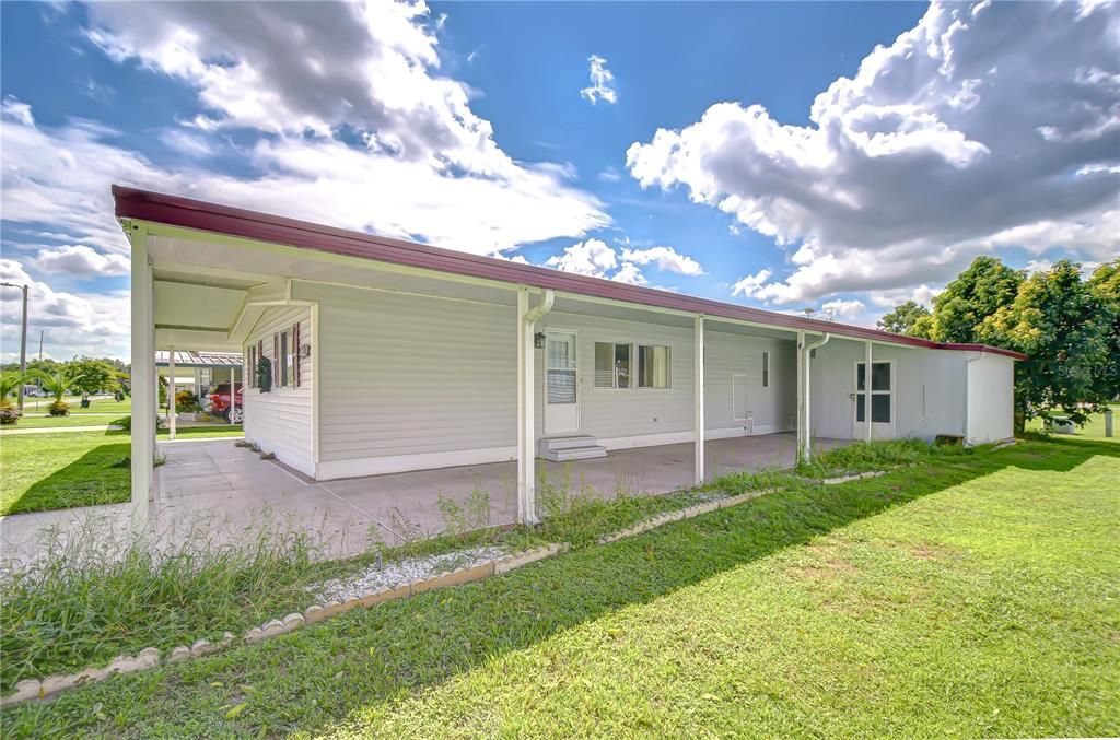 Backyard, Exterior