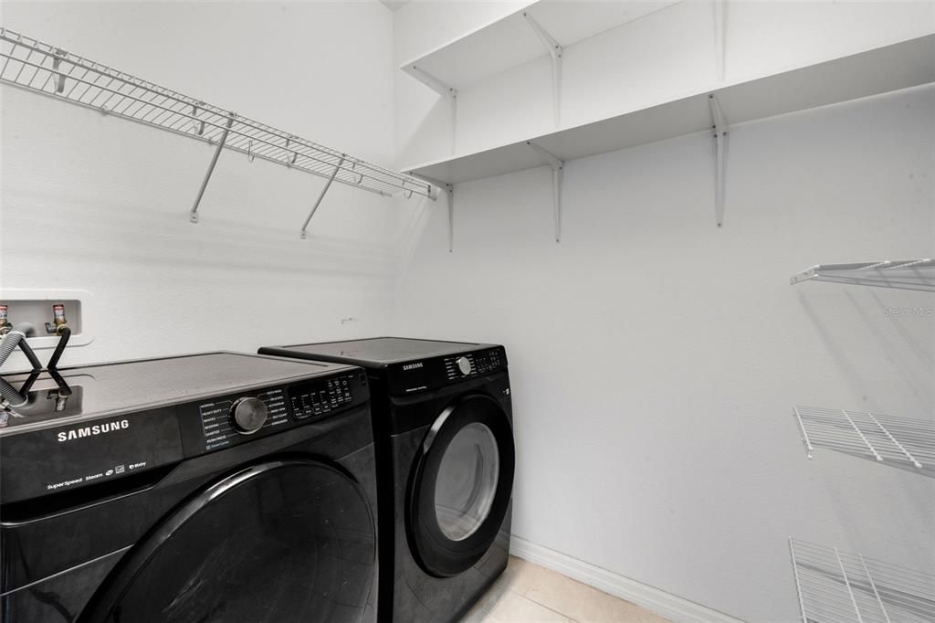 Interior, Washer