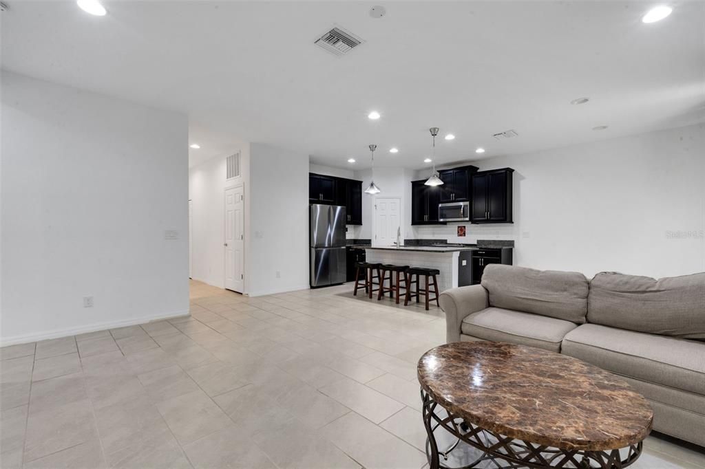 Interior, Kitchen, Living room, Pendant Lights, Recessed Lighting, Stainless Steel Appliances