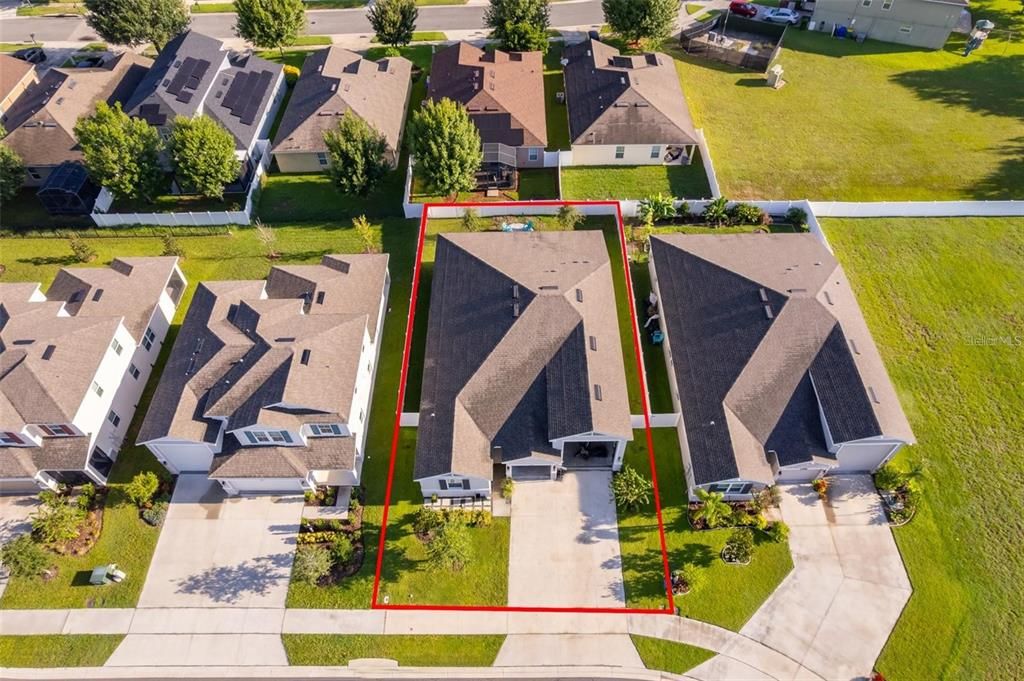 Exterior, Drone