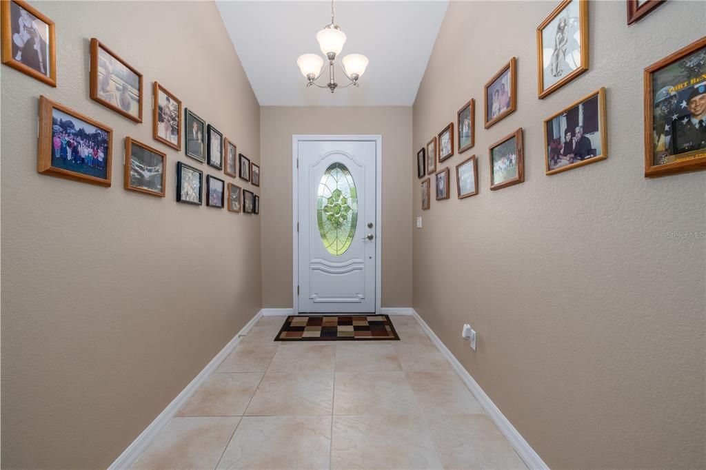 Chandelier, Interior, Pendant Lights