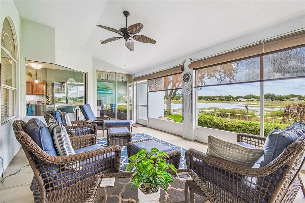Interior, Living room, Sun Room, Water