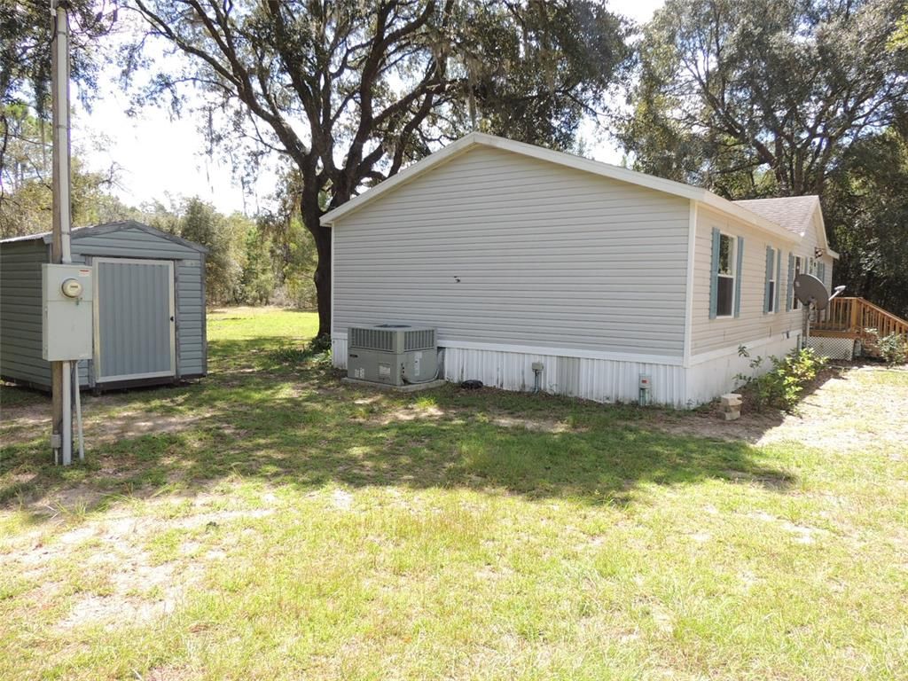Backyard, Exterior