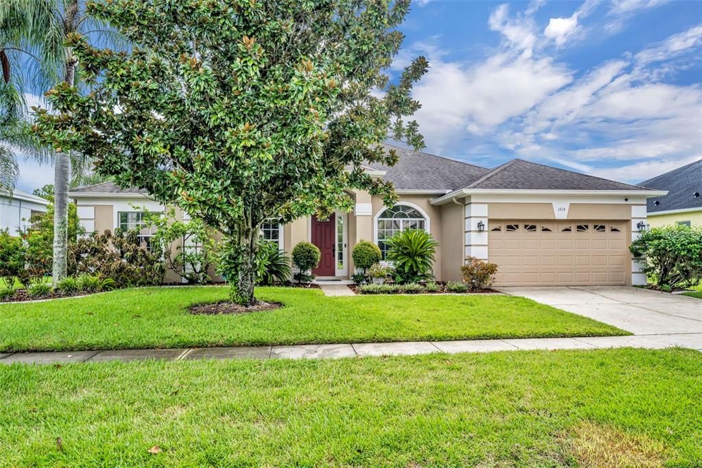 Attached, Backyard, Exterior, Facade, Ranch