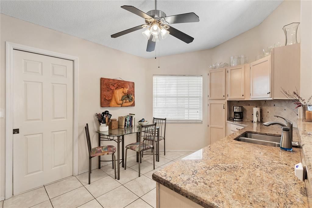 Dining room, Interior, Kitchen