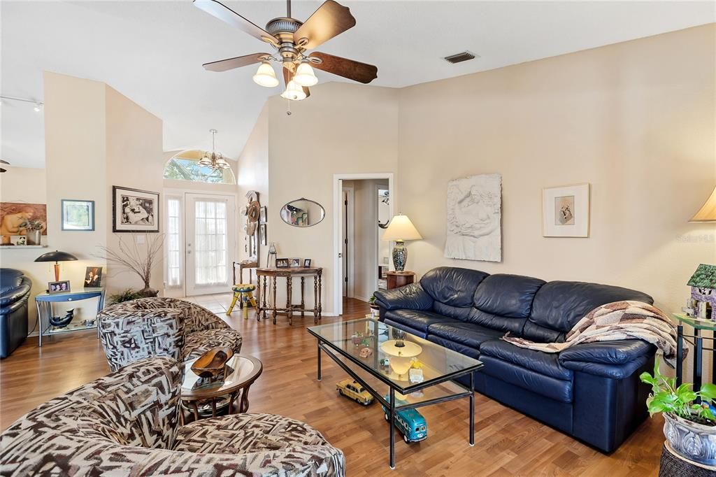 Interior, Living room, Pendant Lights, Wood Texture Flooring
