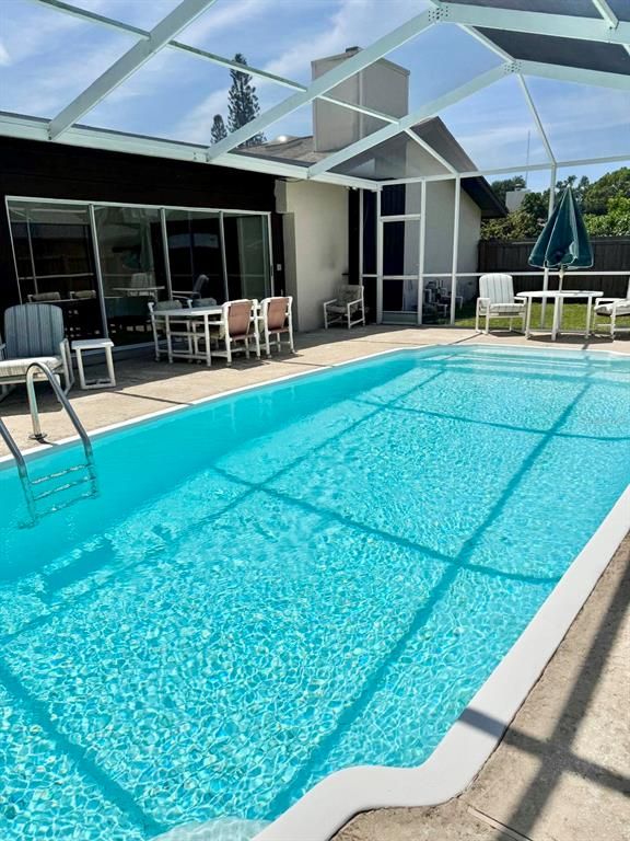 Glass Ceilings, Interior, Pool, Sun Room