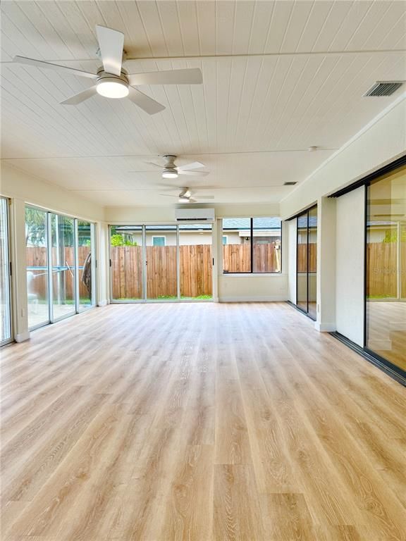 Empty room, Interior, Wood Texture Flooring