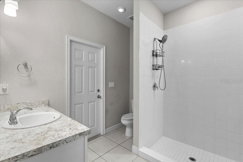 Bathroom, Interior, Recessed Lighting