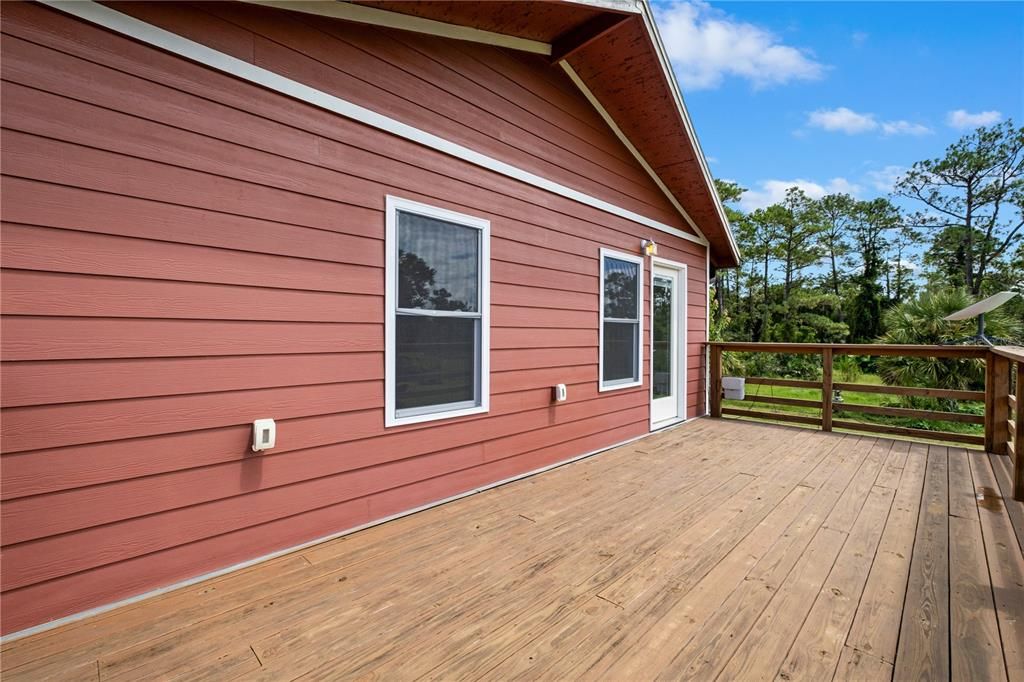 Exterior, Wood Texture Flooring