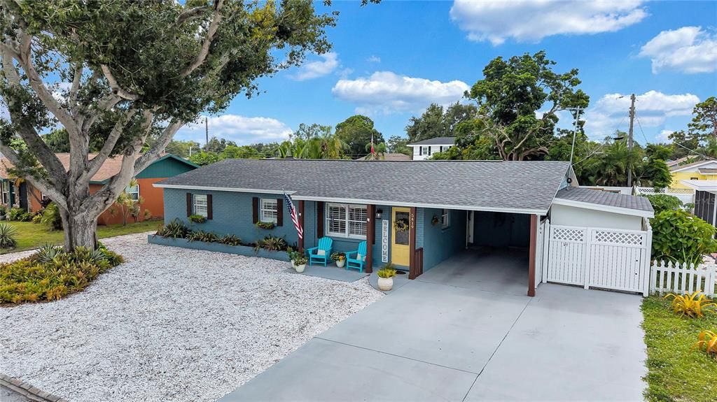Backyard, Exterior
