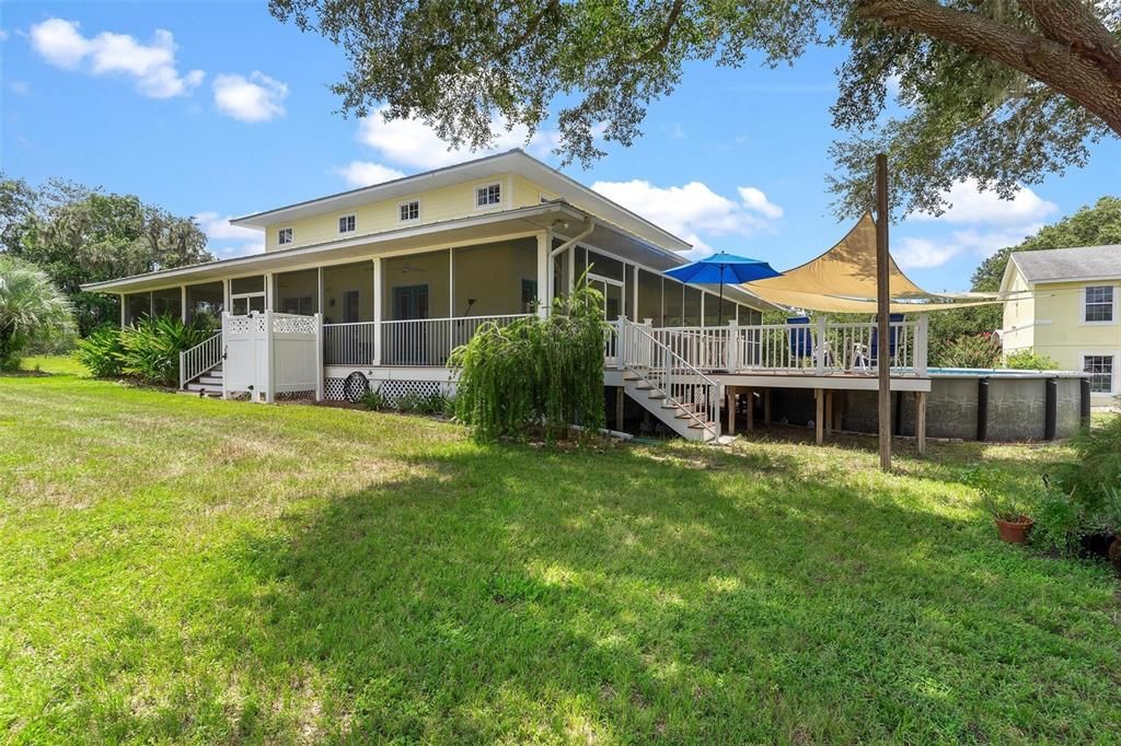 Backyard, Exterior