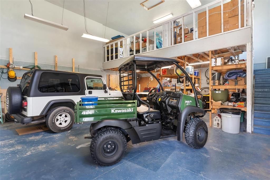 Garage, Interior