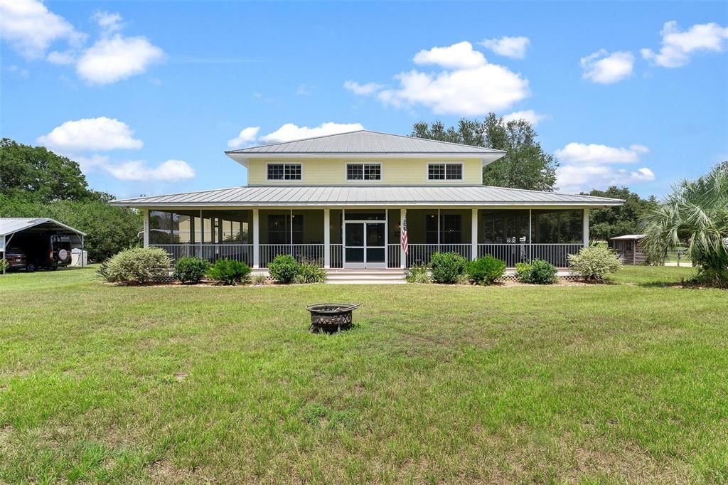 Backyard, Exterior