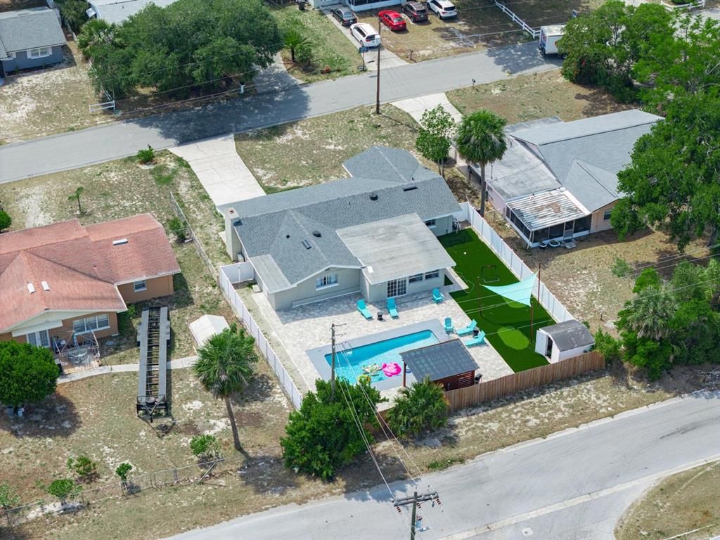 Exterior, Drone