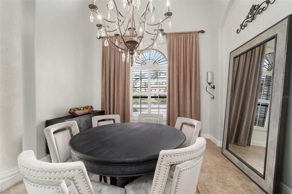 Chandelier, Dining room, Interior