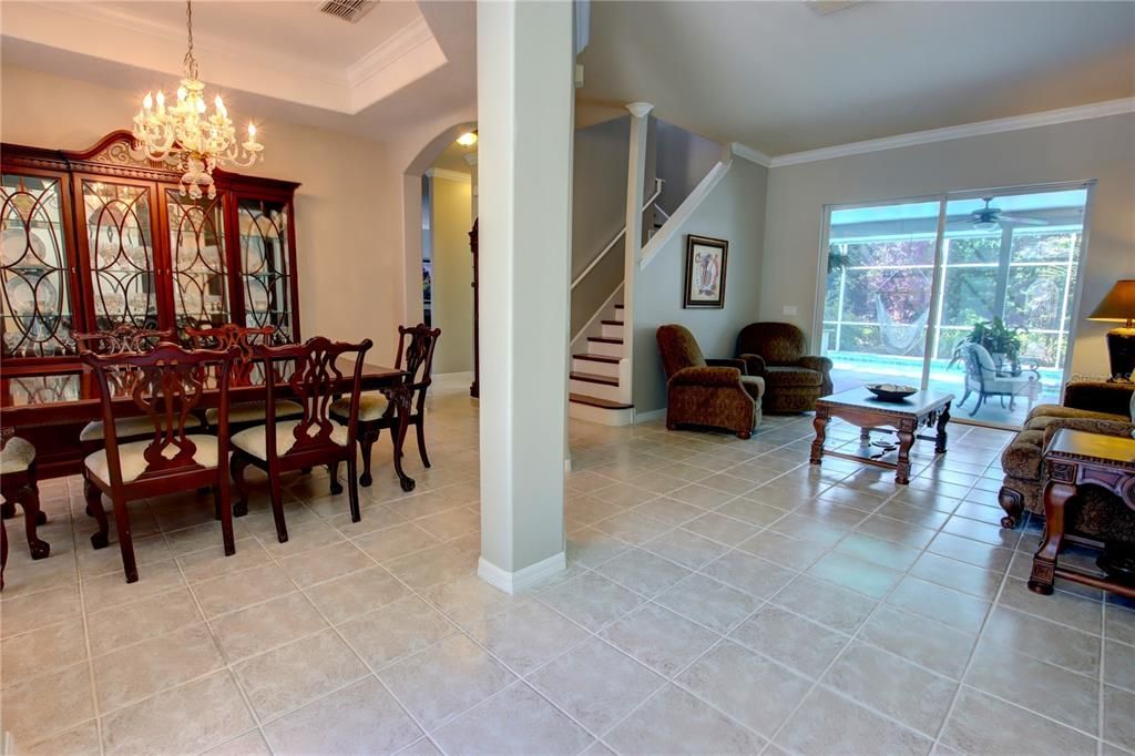 Chandelier, Dining room, Interior