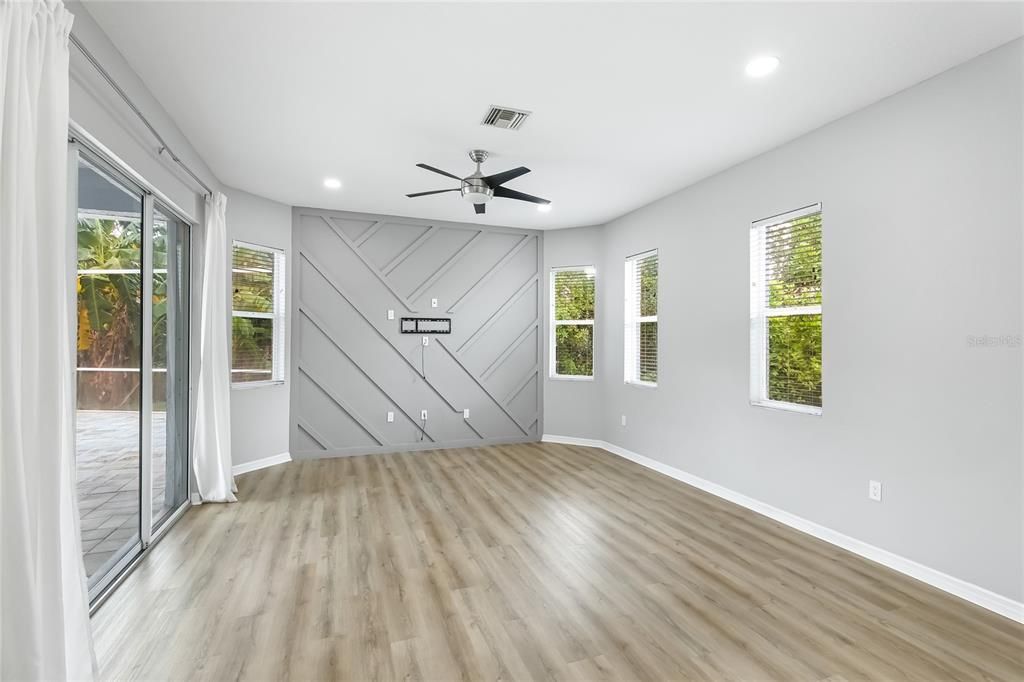 Empty room, Interior, Recessed Lighting, Wood Texture Flooring
