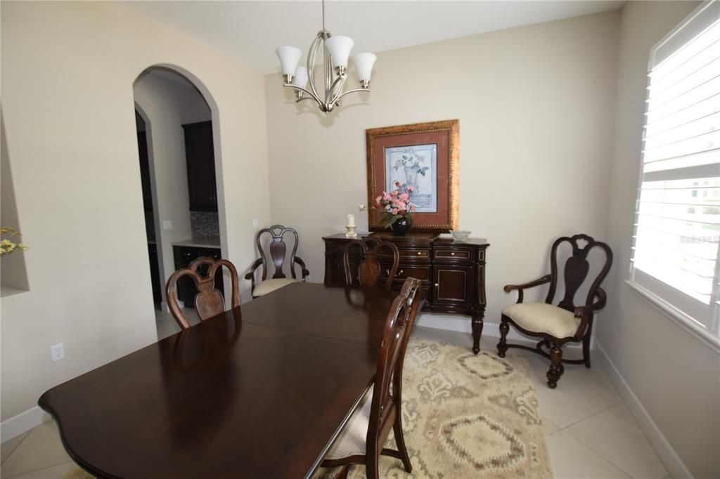 Chandelier, Dining room, Interior