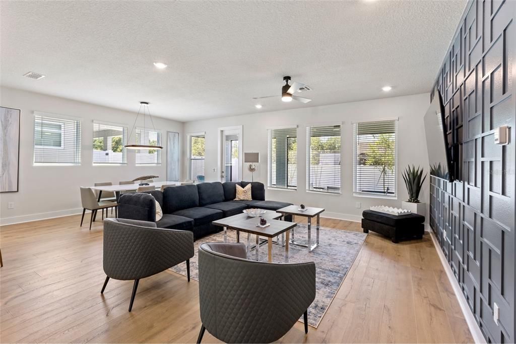 Dining room, Interior, Living room, Pendant Lights, Recessed Lighting, Wood Texture Flooring