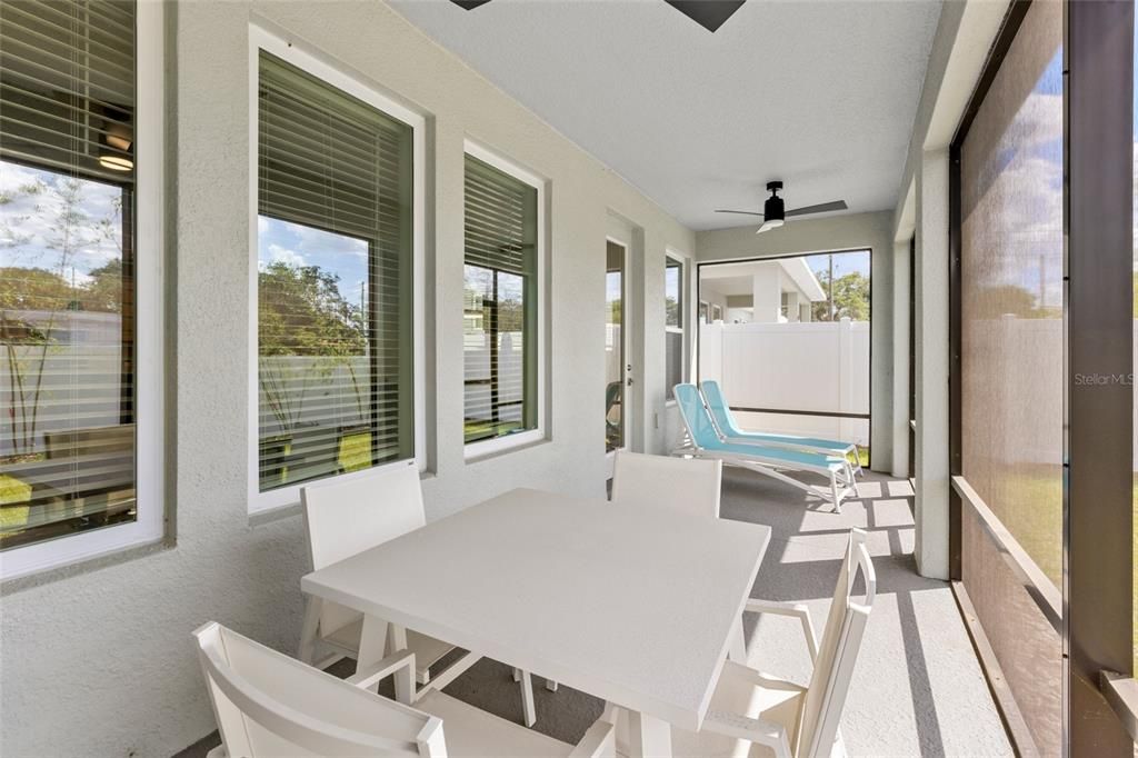 Dining room, Interior