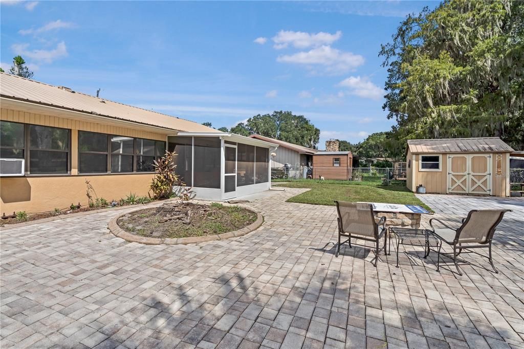 Backyard, Exterior