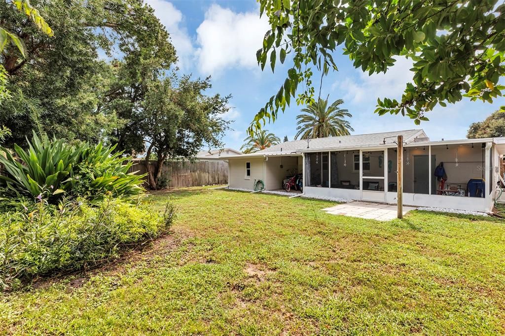 Backyard, Exterior
