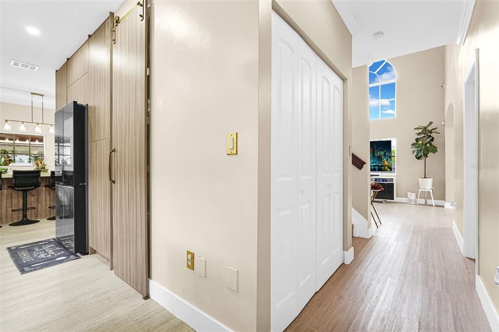 Interior, Pendant Lights, Recessed Lighting, Wood Texture Flooring