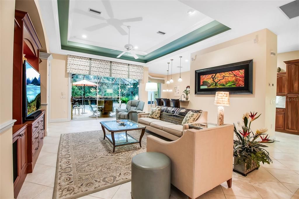 Interior, Living room, Pendant Lights, Recessed Lighting