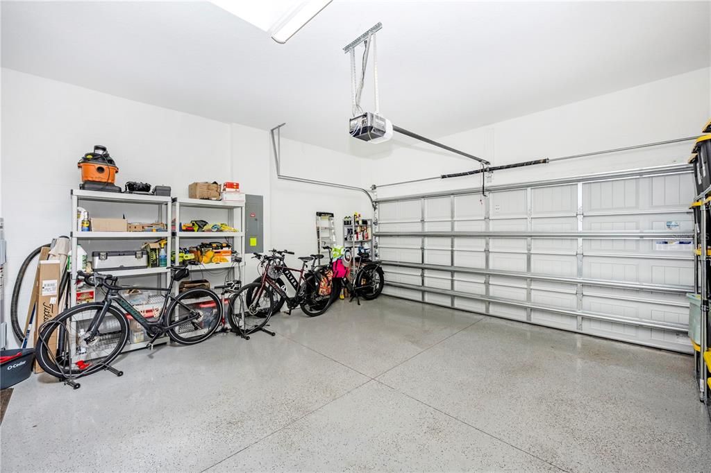 Garage, Interior